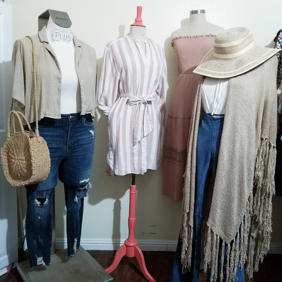Shop these items in my closet! Like an item? Send me your Offer! - Picture 8 of 16